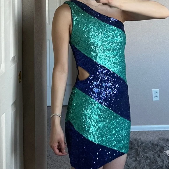 bebe | Dresses | Bebe Sequin Dress | Poshmark bebe | Dresses | Bebe Sequin Dress | Poshmark